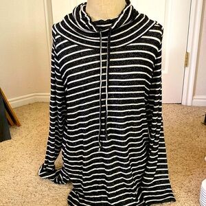 Women’s size large extra soft, hoodie/cowlneck. Black and white striped.